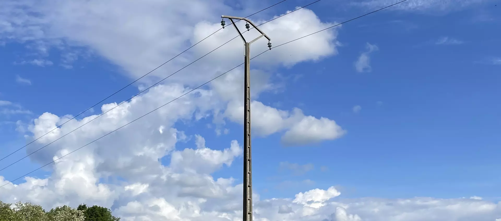 Sécurisation des lignes électriques par la  Fédération Départementale d'Electrification et d'Energie de la Corrèze